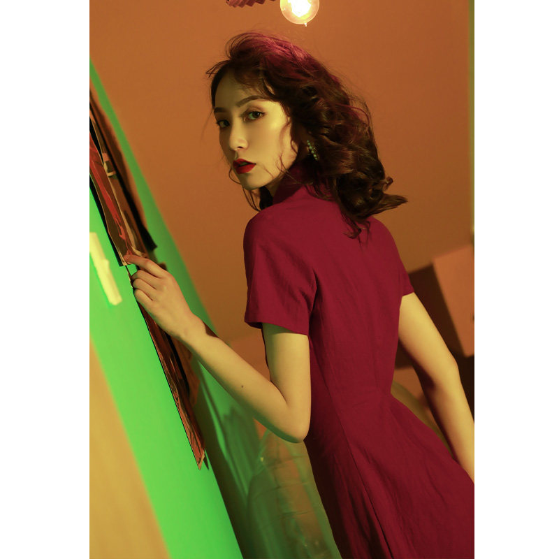 改良版少女中国风旗袍2020连衣裙 颜赋绣旗袍