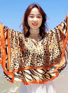 夏季薄款缎面套头披肩女配裙子外搭防晒旅游拍照百搭遮阳披肩雪纺