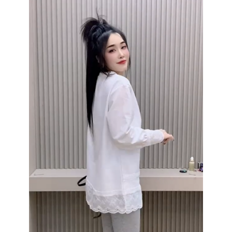 200斤大码镂空蕾丝拼接圆领长袖T恤女2026早春新款宽松打底衫上衣,淘宝优惠券,粉丝福利购,淘宝优惠卷
