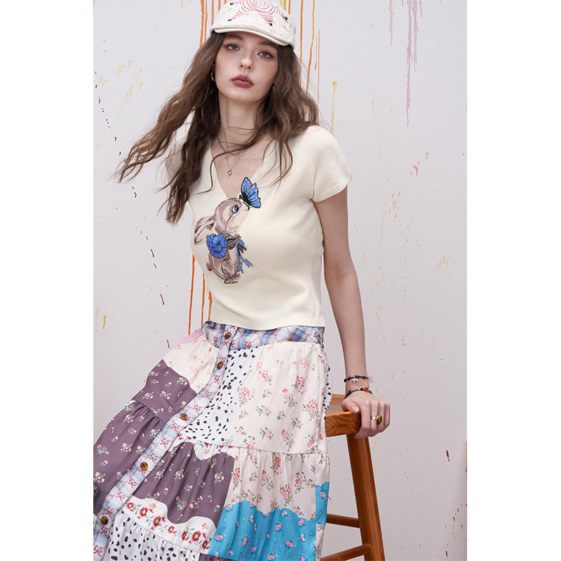 妖精的口袋白色贴布绣v领短袖针织衫女2026夏季新款修身显瘦上衣