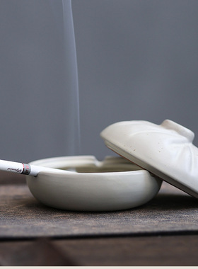 中式烟灰缸创意带盖家用办公个性陶瓷客厅办公室防飞烟缸家居摆件