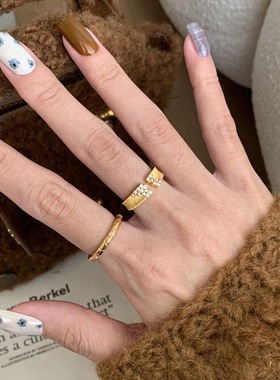 新品新款轻奢高级拉丝繁星点点戒