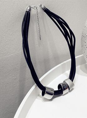 PU皮绳哑光光面立体方块几何项链