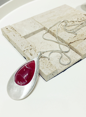 复古名族风简约气质金属拉丝红色亚克力水滴项链毛衣链挂件饰品新