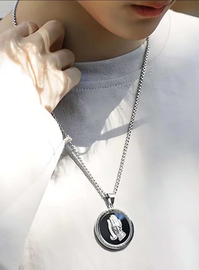 欧美潮酷圆牌吊坠项链男