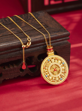 中式复古黄金色镂空圆牌锁骨链