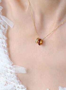 双环滴油酒红色锆石项链