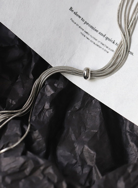 简约抽拉式银丝绸毛衣链女