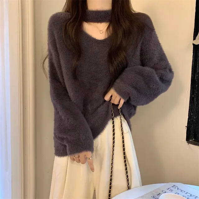 Soft mink velvet halter neck v-neck sweater for women autumn and winter 2025 new loose knitted sweater lazy style short top