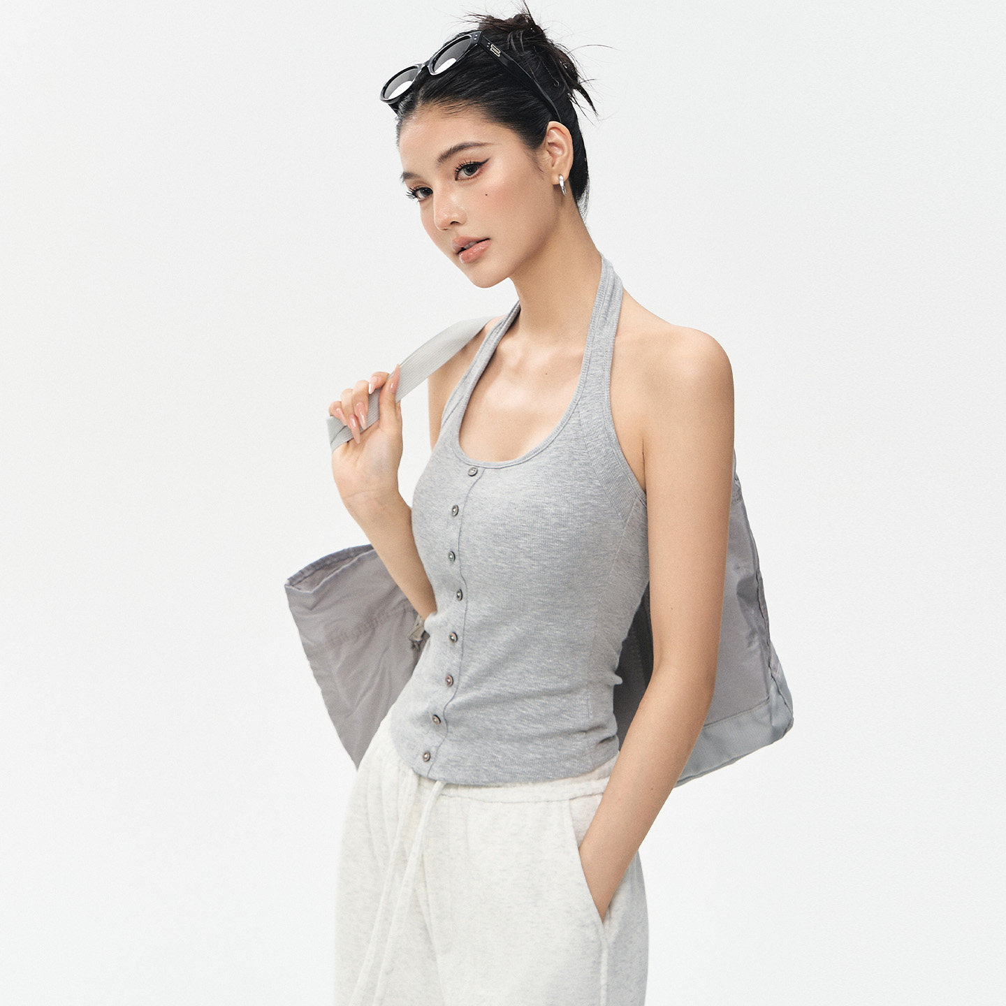 DCW挂脖瑜伽背心女长款修身显瘦带胸垫健身露背性感运动无袖上衣,淘宝优惠券,粉丝福利购,淘宝优惠卷