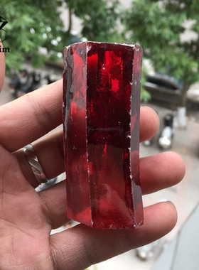 红色锆石材质雕刻材料
