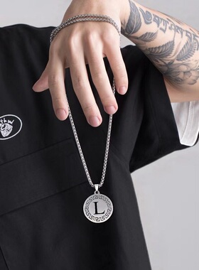 新款ins项链男女26个英文字母项链吊坠学生韩版闺蜜项链生日礼物
