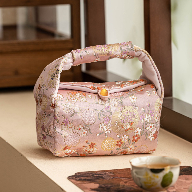 粉色石竹花织锦收纳包高颜值女士手提包户外露营包手工茶包袋,淘宝优惠券,粉丝福利购,淘宝优惠卷