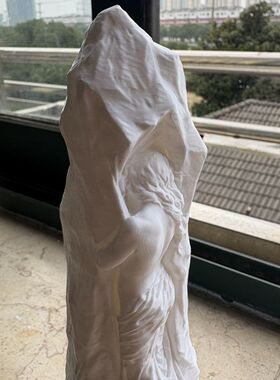 西格尼泰格纳北欧人物雕塑摆件