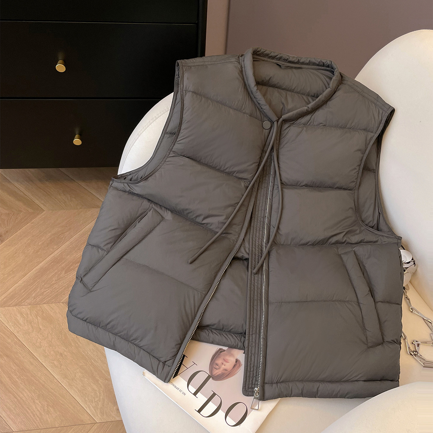 小C家 抽绳圆领羽绒马甲女款2025新款外穿冬加厚90白鸭绒马夹外套