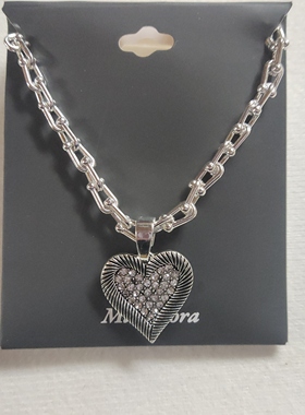 气质金属爱心项链锁骨链欧美质感做旧坠子项饰时尚百搭学生女V31