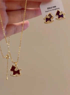 马上有钱本命年小马吊坠项链耳钉