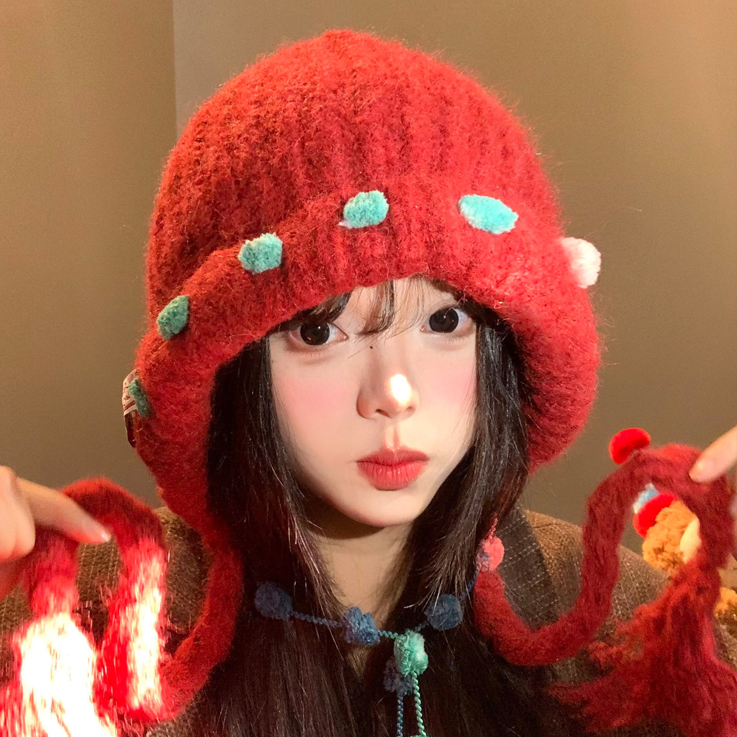 毛球流苏系带红色针织护耳帽女冬季显脸小毛线帽保暖防寒套头帽子,淘宝优惠券,粉丝福利购,淘宝优惠卷