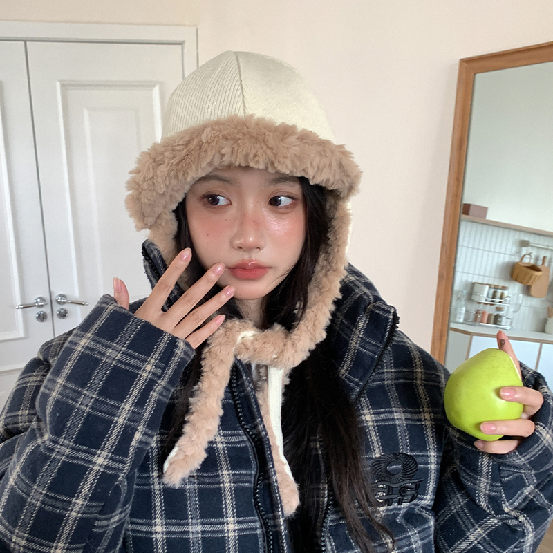 安可拉红雷锋帽女秋冬季保暖显脸小绑带毛绒帽加厚防寒护耳帽子