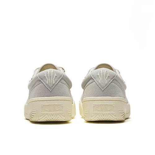 安踏 凯里·欧文同款 KAI Tribe 舒适 减震耐磨 休闲文化板鞋 - 图1