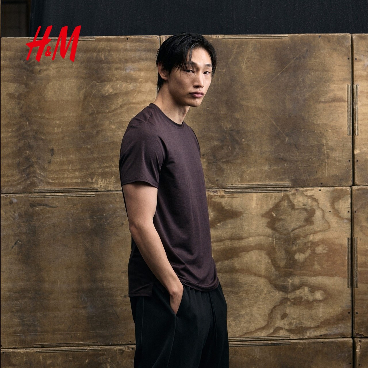 【H&M MOVE DryMove™】男装运动T恤网眼简约圆领跑步短袖1296401,淘宝优惠券,粉丝福利购,淘宝优惠卷