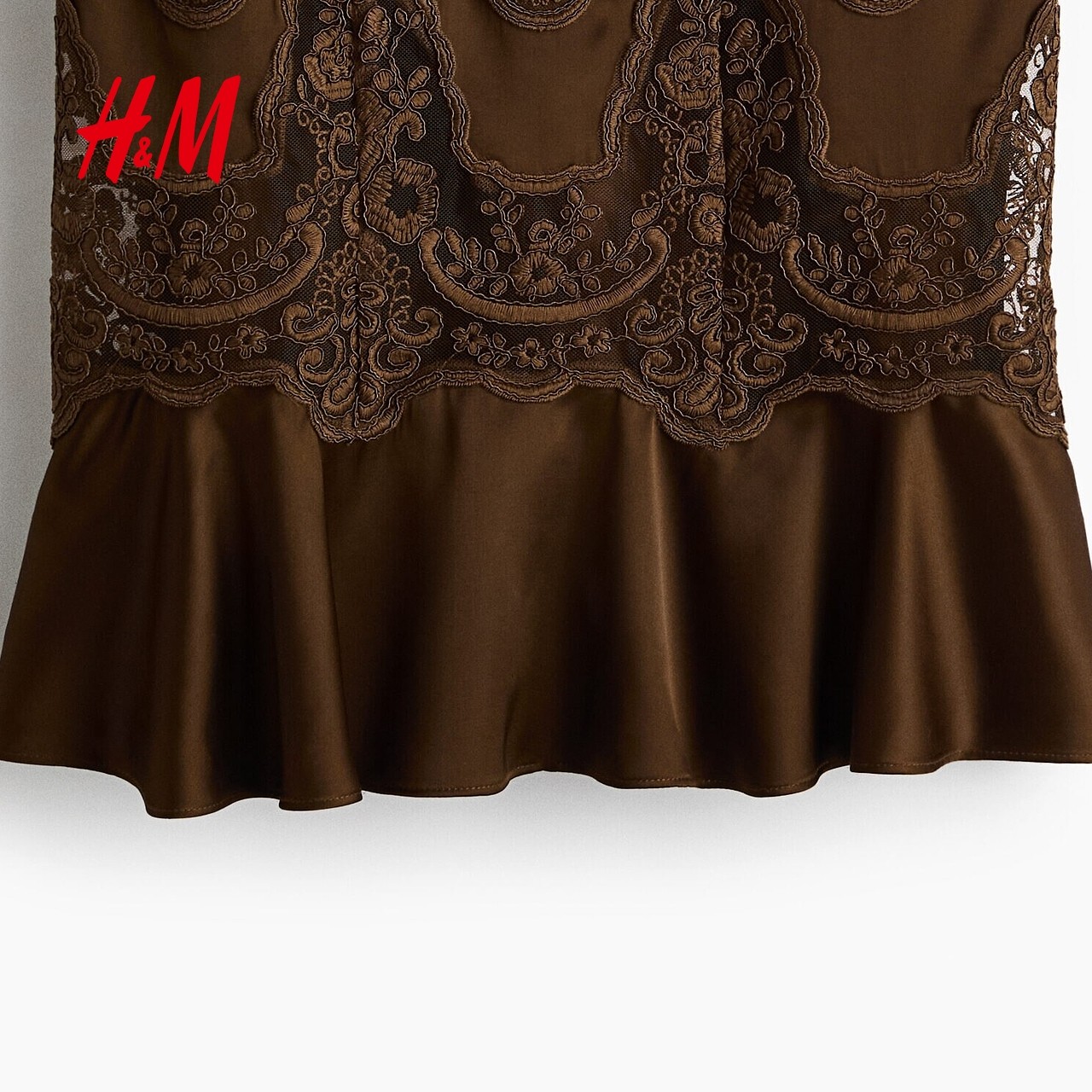 HM2026春季新款女装蕾丝装饰缎质上衣1333829,淘宝优惠券,粉丝福利购,淘宝优惠卷