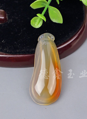 天然玛瑙吊坠手工福瓜呱呱来财冰透白玉髓玉器饰品挂件