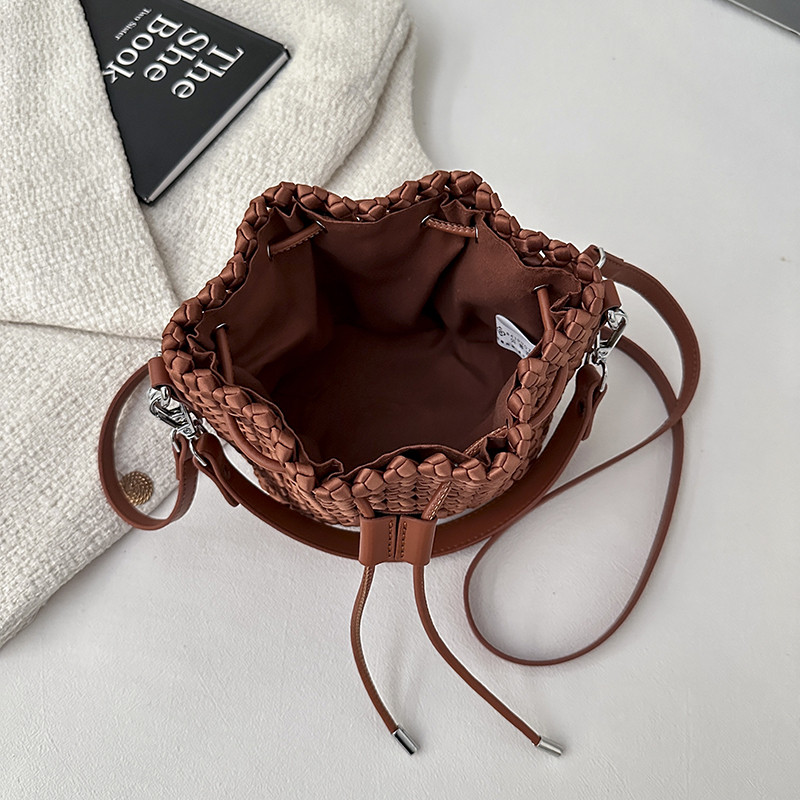 Atelier Mirage包包女2026新款艳丽多色可选时尚潮流单肩编织包,淘宝优惠券,粉丝福利购,淘宝优惠卷