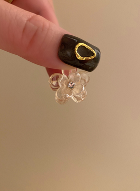 高级感花朵刘海小抓夹