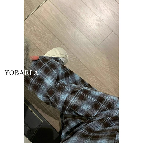 Decorate the legs, versatile slim casual pants