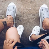 Тапочки в стиле Crocs, босоножки, дышащая нескользящая летняя пляжная обувь, удобная обувь, подходят для подростков, для влюбленных, семейный стиль