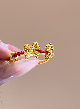 红色编织绳金色钱币小马开口戒指女2026新款爆款食指指环小众设计