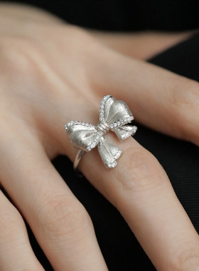 雾面拉丝蝴蝶结戒指个性时尚