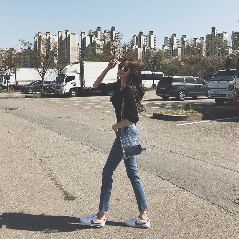 2020年新款韩版显瘦高腰泫雅牛仔裤 可丹花牛仔裤