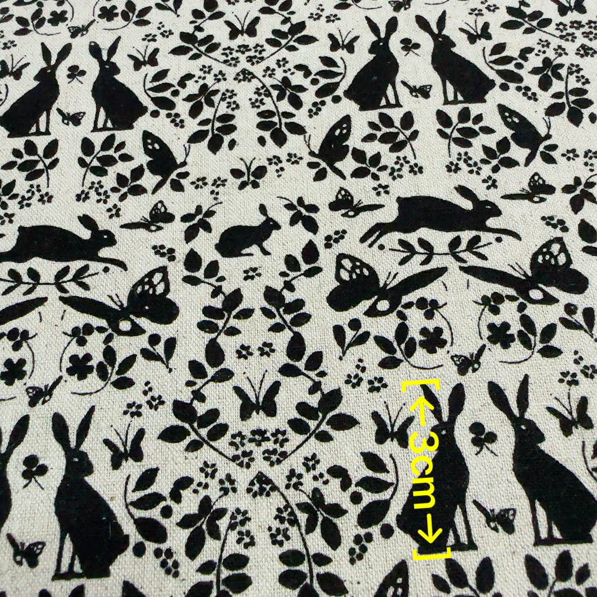 Cotton and linen rabbit fabrics imported from Japan for home use