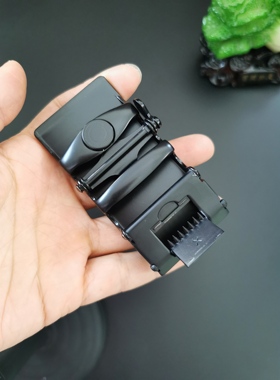 卡帝乐鳄鱼全新清仓皮带扣头