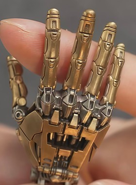 机械手项链吊坠复古设计