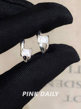 Pink Daily爆闪时尚小方糖素圈耳环圈圈女高级感气质耳圈耳扣耳饰