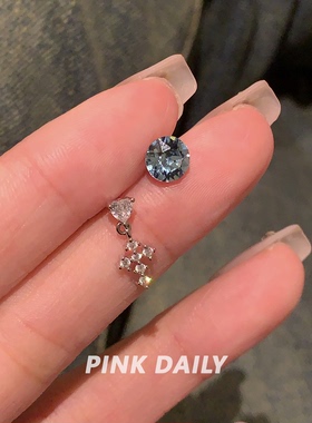 双耳洞叠戴耳骨钉钛钢精致设计感