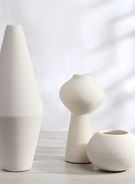 陶瓷白色花瓶摆件现代简约创意客厅家居软装饰品大小插花花器