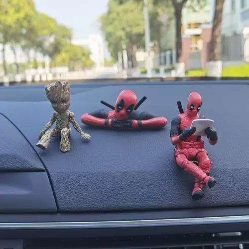 Xiaoshu Red Deadpool Incolic Model Model Creative Medium Консоль внутренняя ювелирная украшение