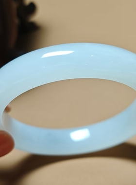 天然和田玉青海料白玉手镯