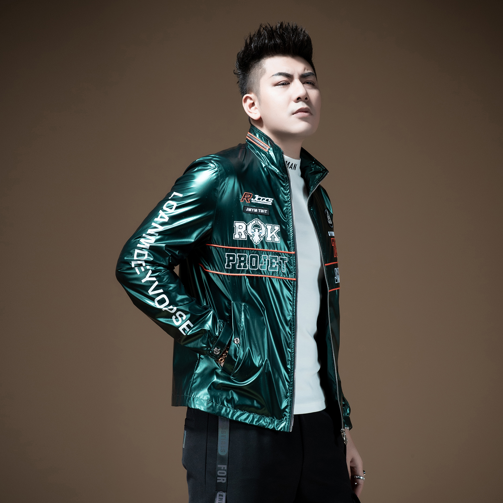 BM男士烫钻亮面教练飞行员夹克炸街外套男潮牌欧美街头修身港风秋 - 图1