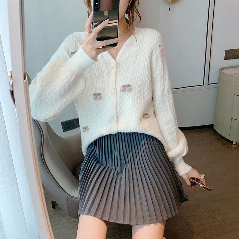 刺绣樱桃针织秋冬季慵懒风长袖毛衣 奥仙儿毛针织衫