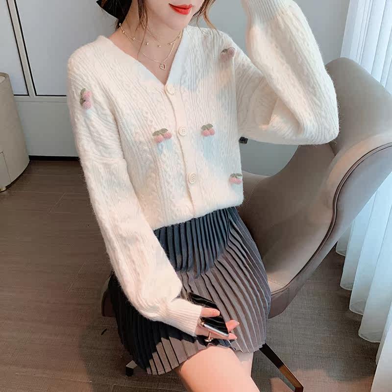 刺绣樱桃针织秋冬季慵懒风长袖毛衣 奥仙儿毛针织衫