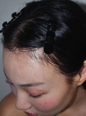 质感进口夹！玫瑰醋酸一字发夹
