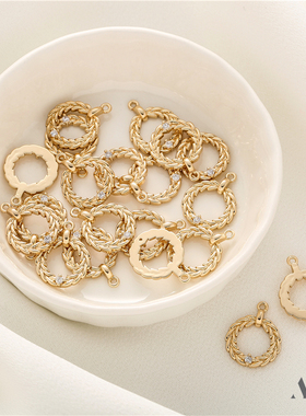 女金属镀金保色吊坠包邮