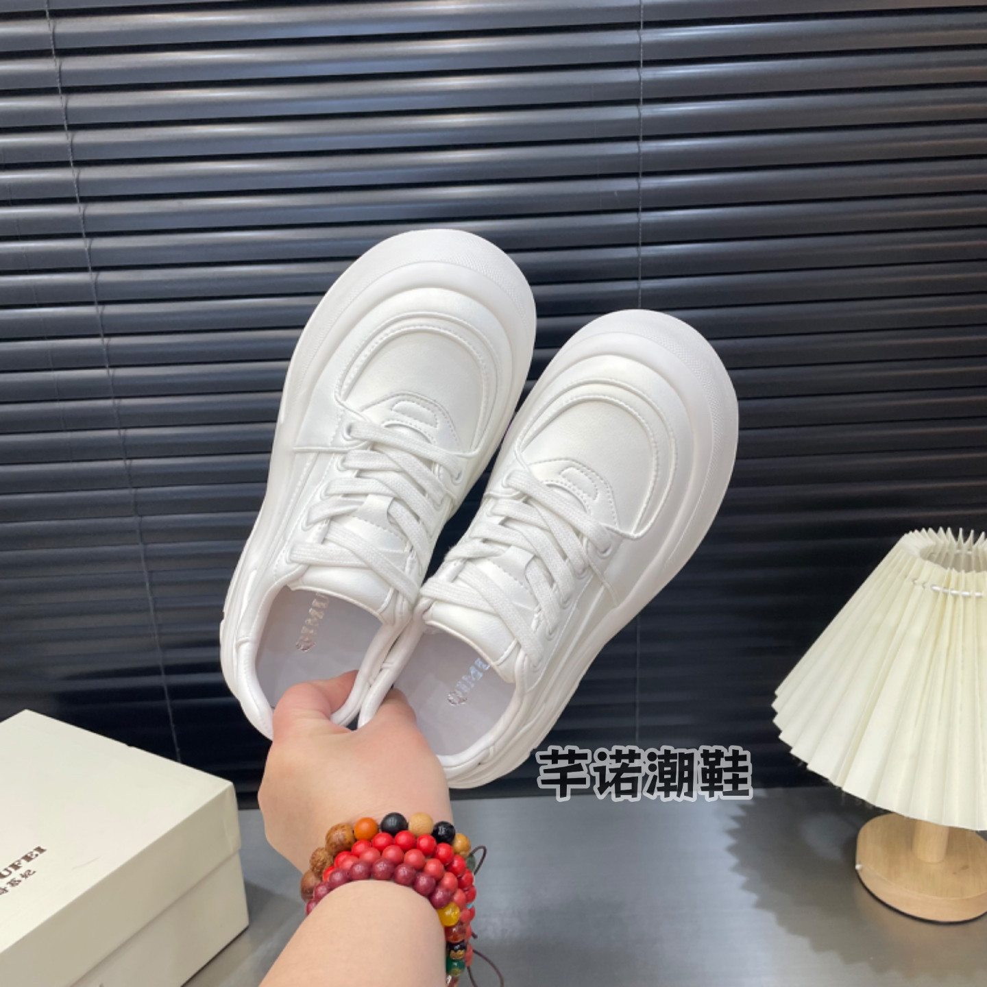 超轻厚底娃娃头小白鞋板鞋女2026春季新款休闲百搭小个子增高单鞋,淘宝优惠券,粉丝福利购,淘宝优惠卷