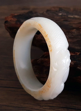 名古宝和田玉碧玉手镯天然a货玉镯祖母绿无杂裂菠菜绿猫眼手镯