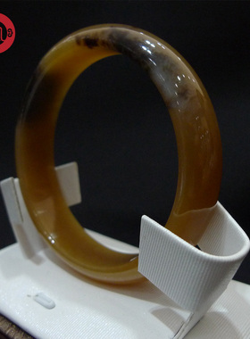 天然俄罗斯带证书玉镯子